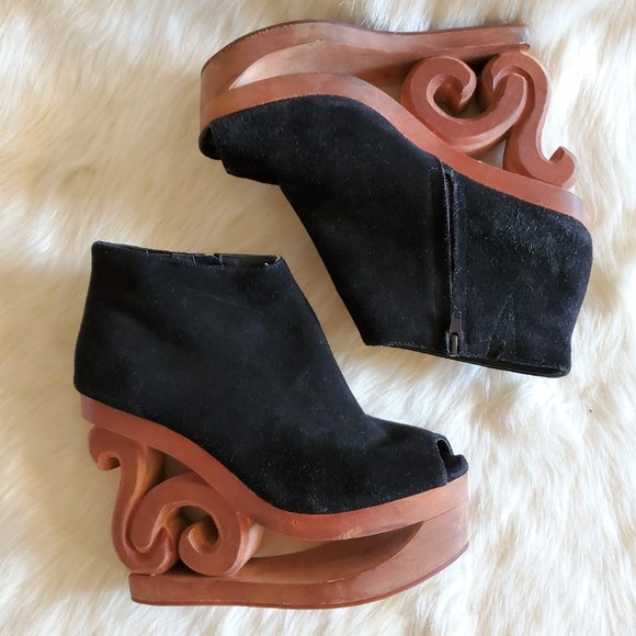 Jeffrey Campbell Shoes - Jeffrey Campbell Black Suede Skate Wedges Size 8